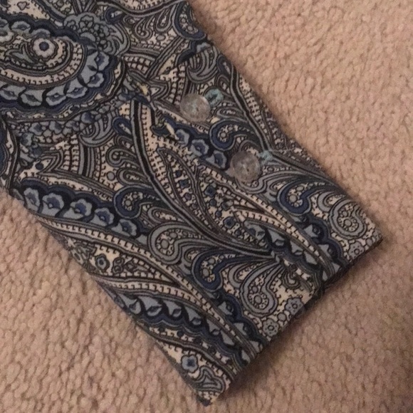 ⭐️3 for $15⭐️ B.Moss Paisley Blouse - Picture 9 of 11